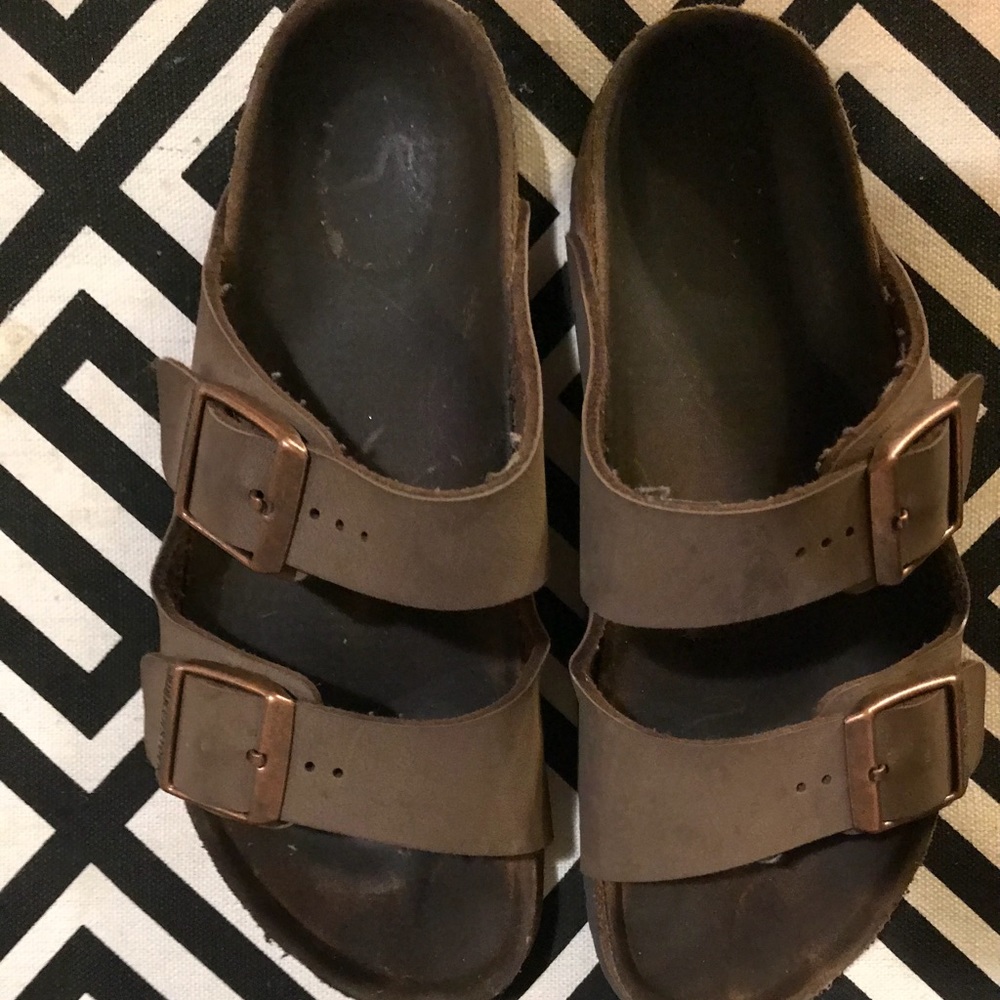 Birkenstock doubt buckle strap sandals